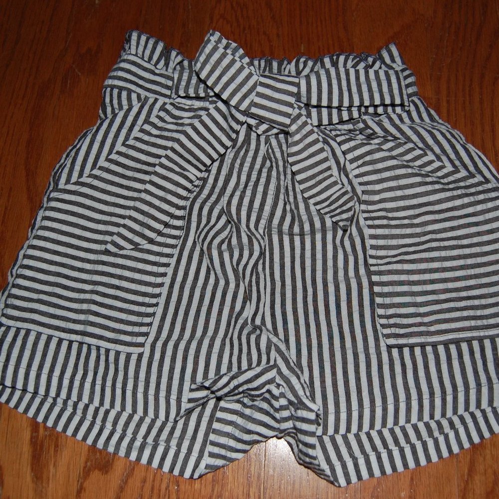 MULTIPLE SOLD SEPARATELY: Womens SHEIN shorts